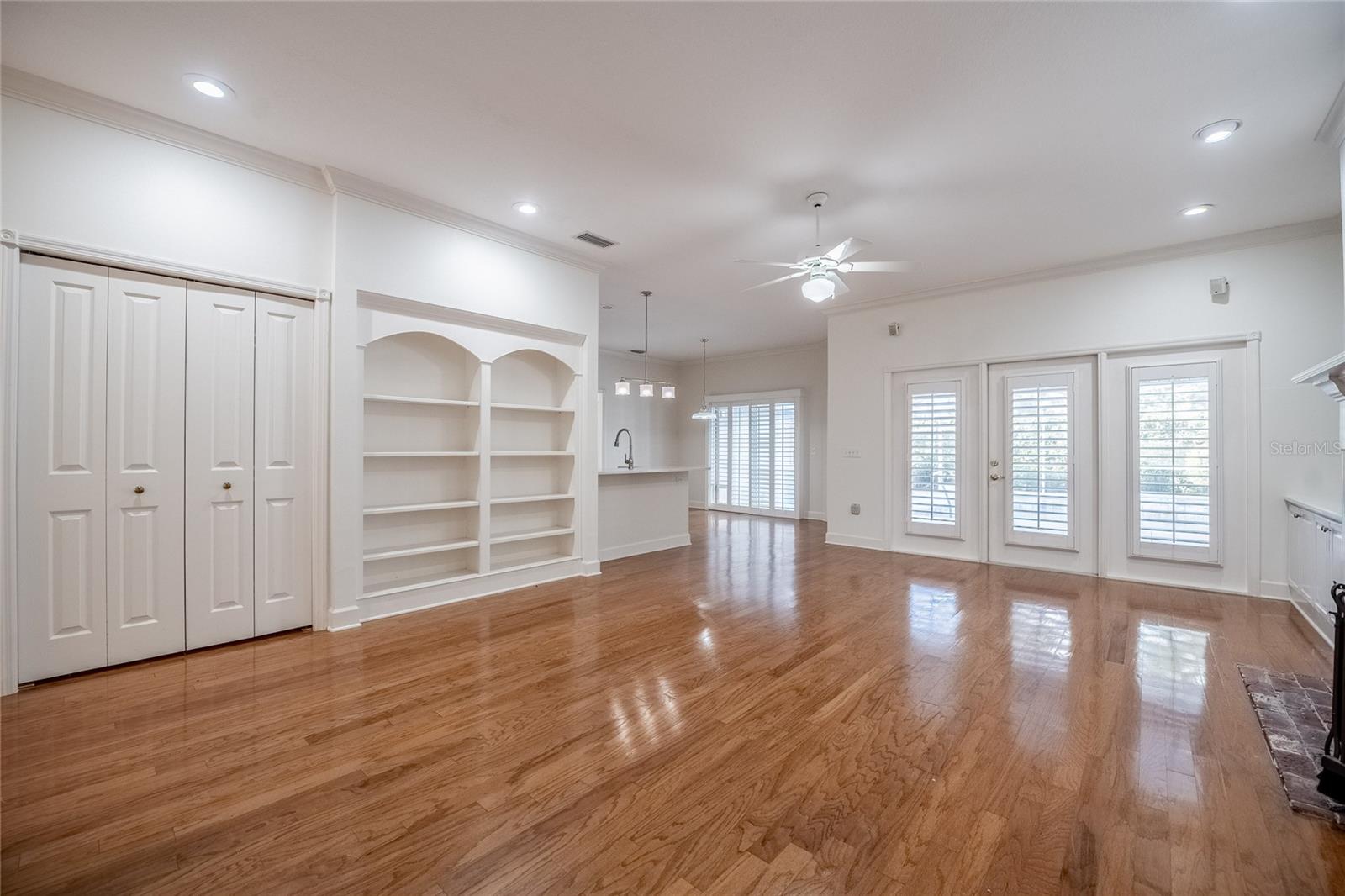 Image 32 of 52 For 5564 Summerland Hills Circle 0