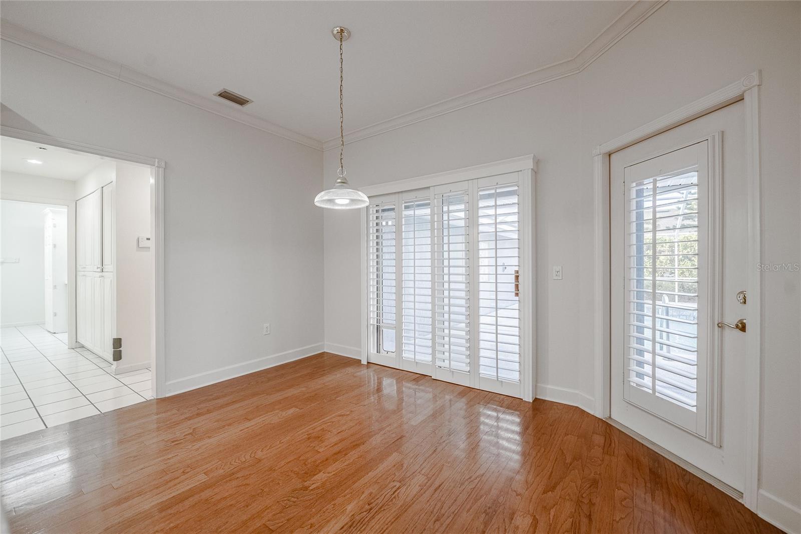 Image 35 of 52 For 5564 Summerland Hills Circle 0