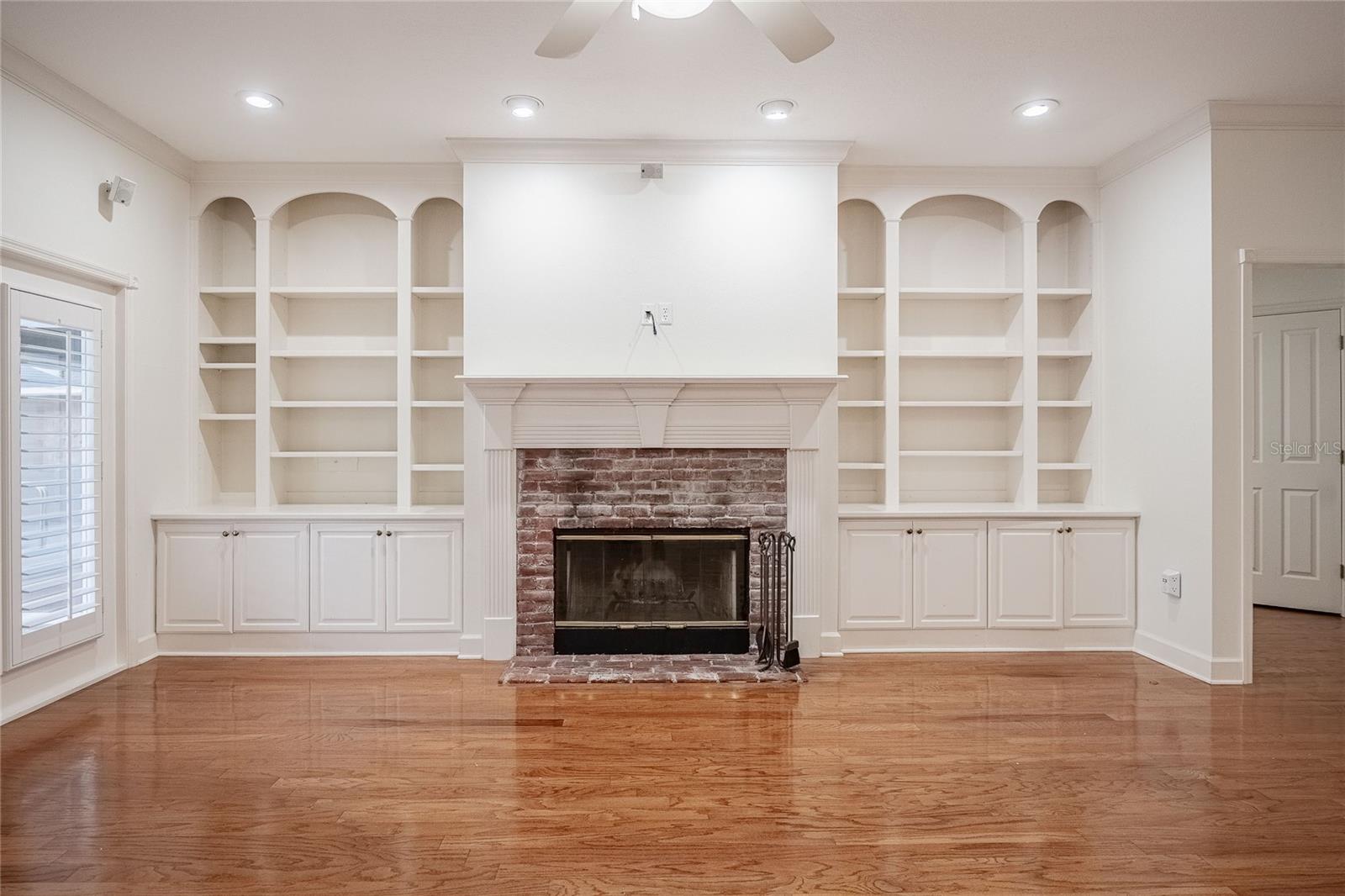 Image 5 of 52 For 5564 Summerland Hills Circle 0