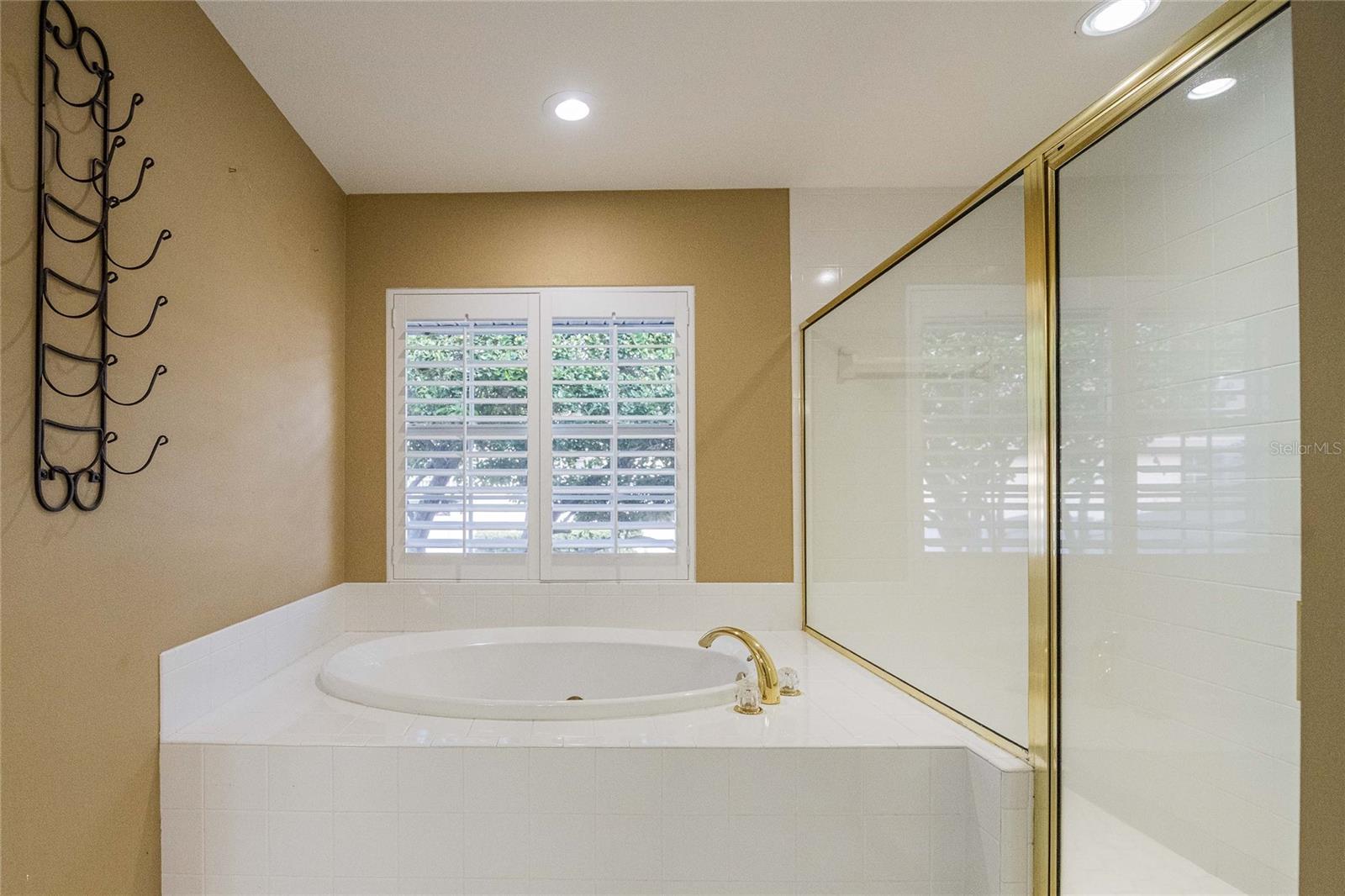 Image 7 of 52 For 5564 Summerland Hills Circle 0