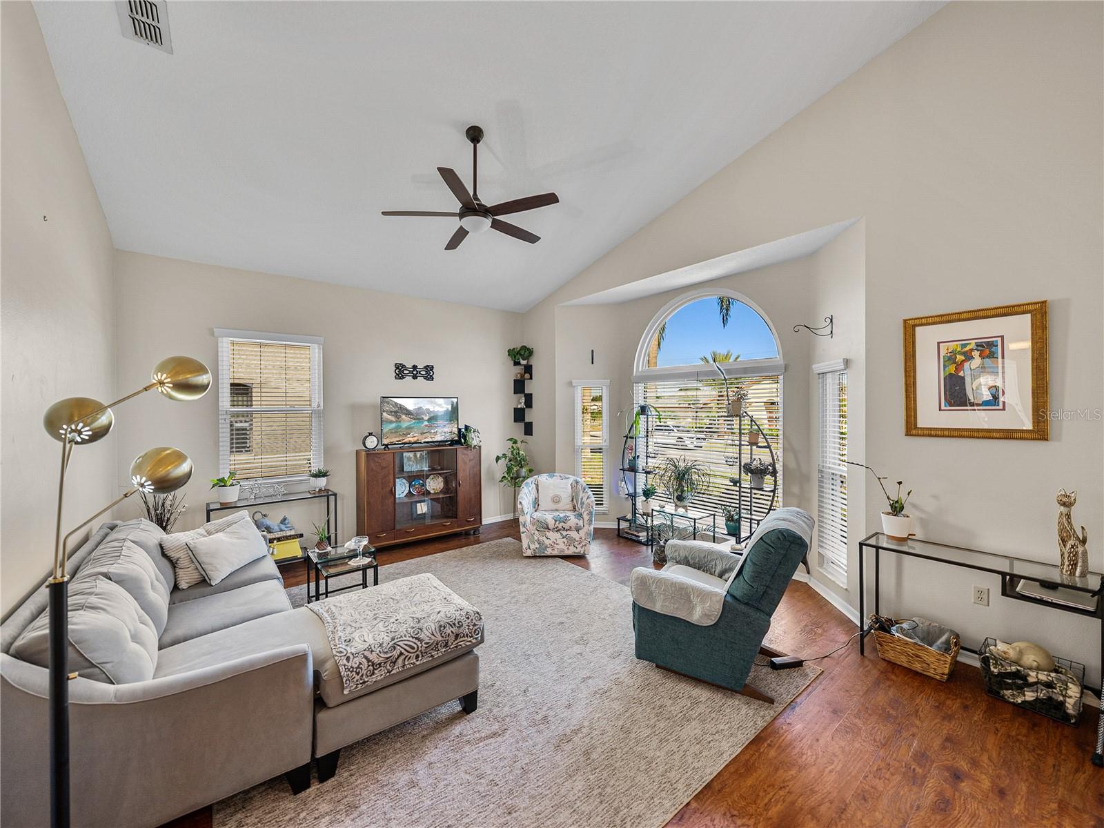 Image 3 of 42 For 6052 Condor Drive