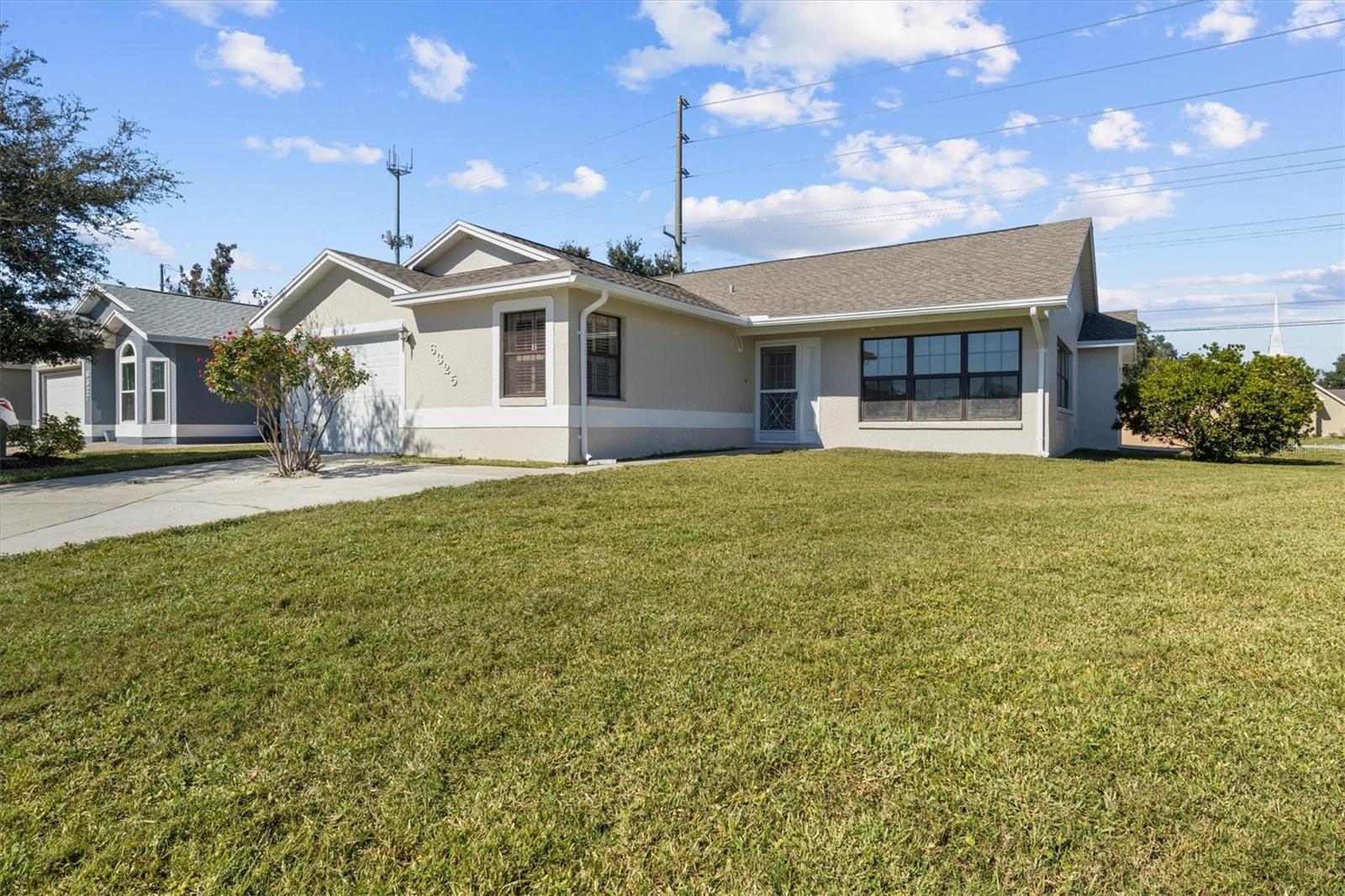Listing photo id 22 for 6325 Egret Drive