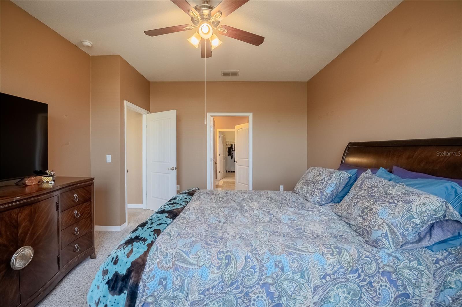 Image 10 of 52 For 2667 Canyon Crest Drive