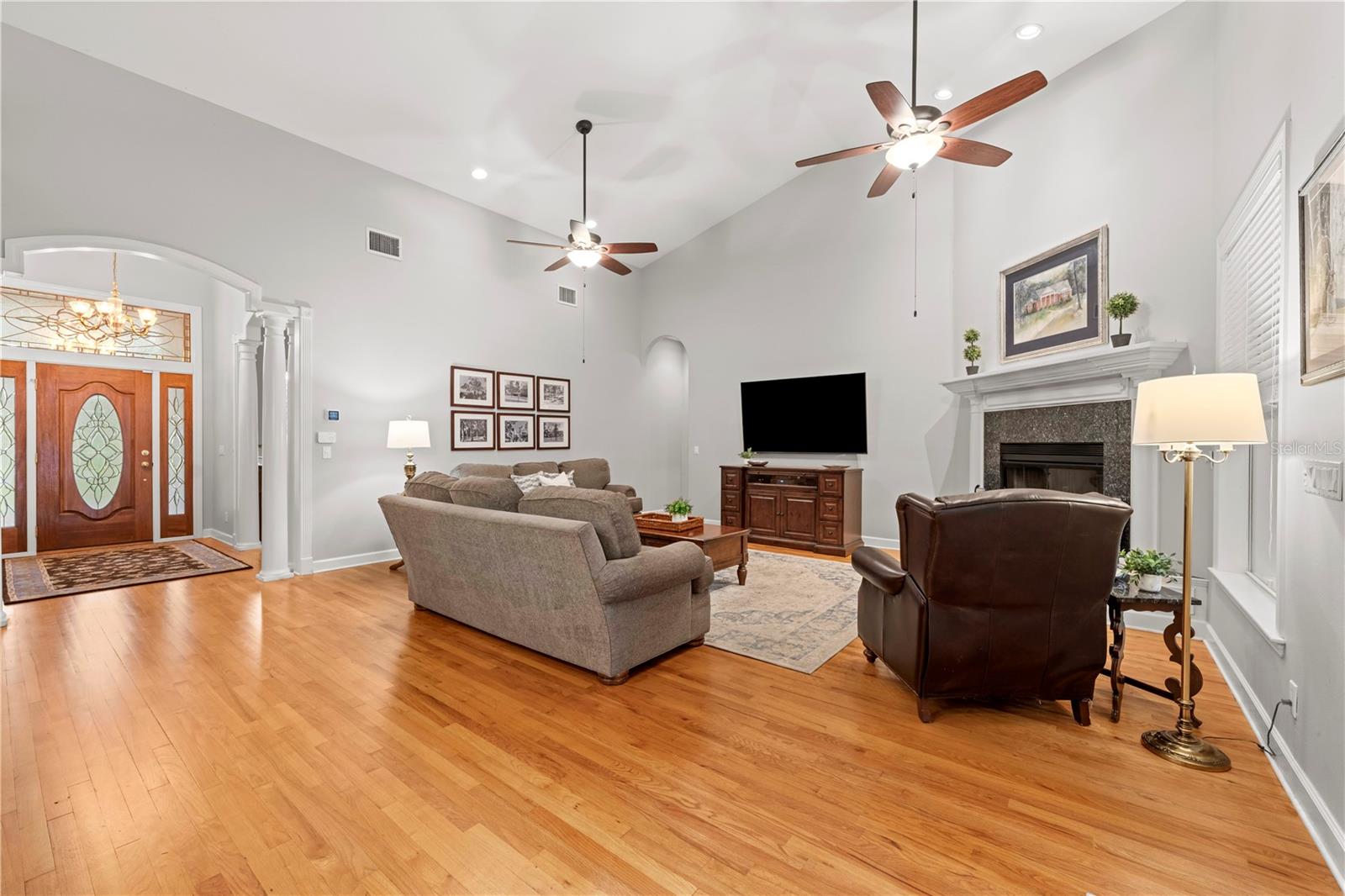 Listing photo id 10 for 23245 Croom Road