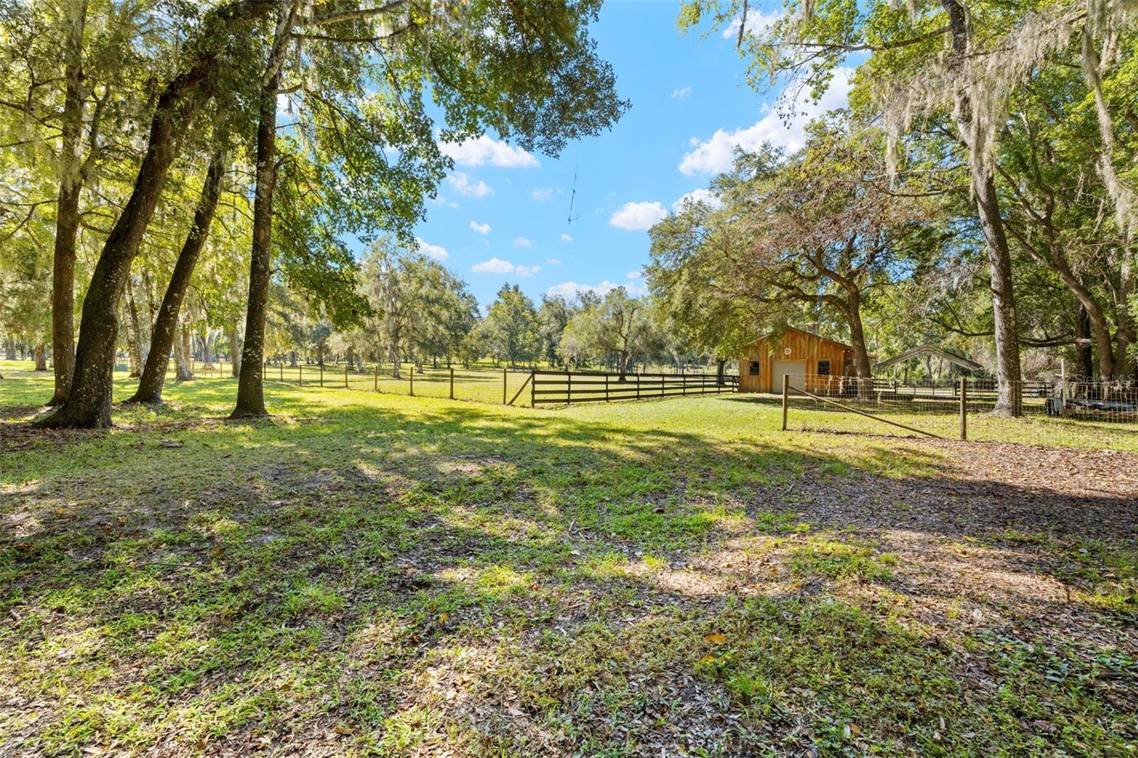 Listing photo id 60 for 23245 Croom Road