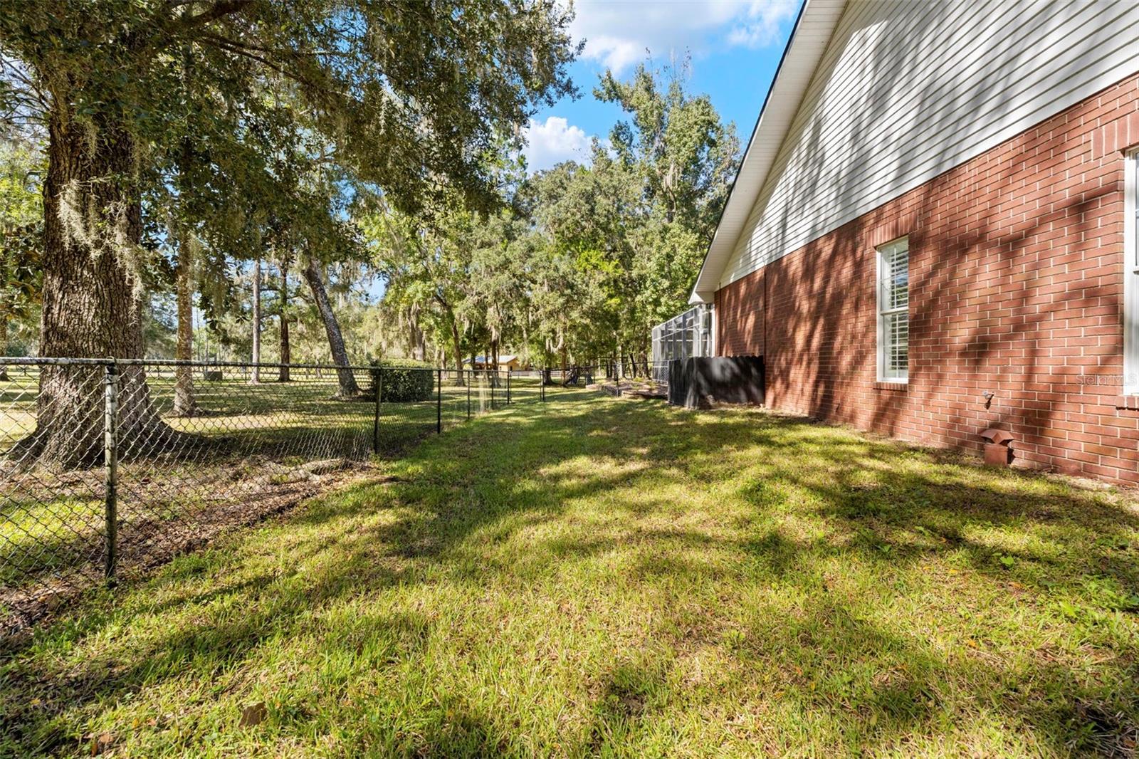 Listing photo id 69 for 23245 Croom Road