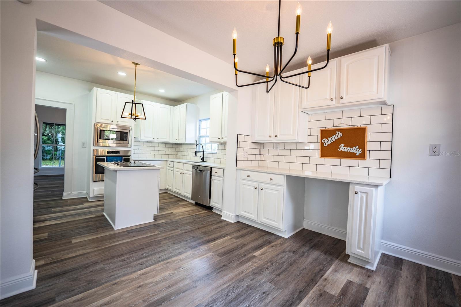 Image 10 of 83 For 3452 Old Tampa Highway