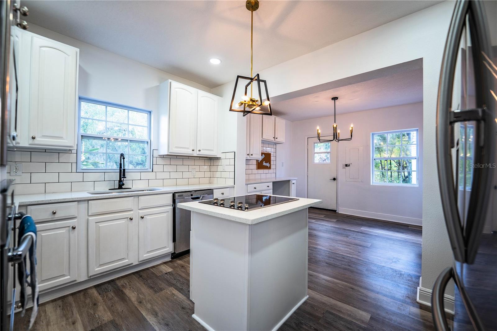 Image 14 of 83 For 3452 Old Tampa Highway