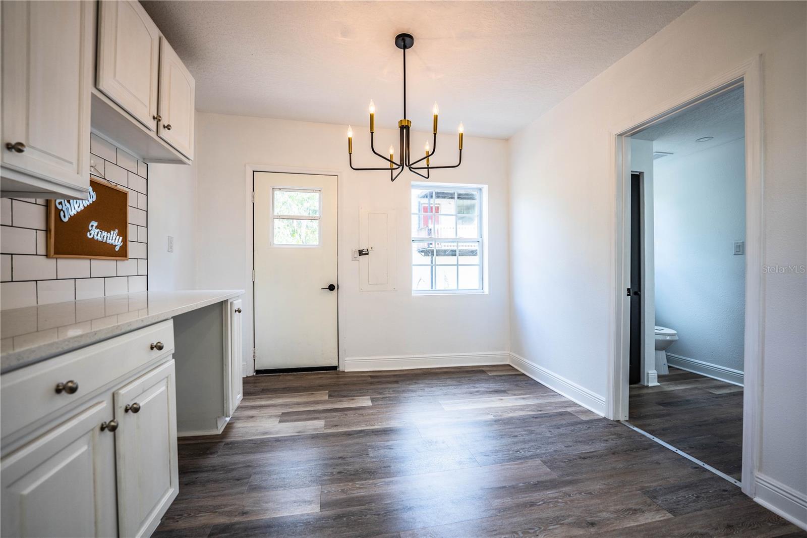 Image 16 of 83 For 3452 Old Tampa Highway