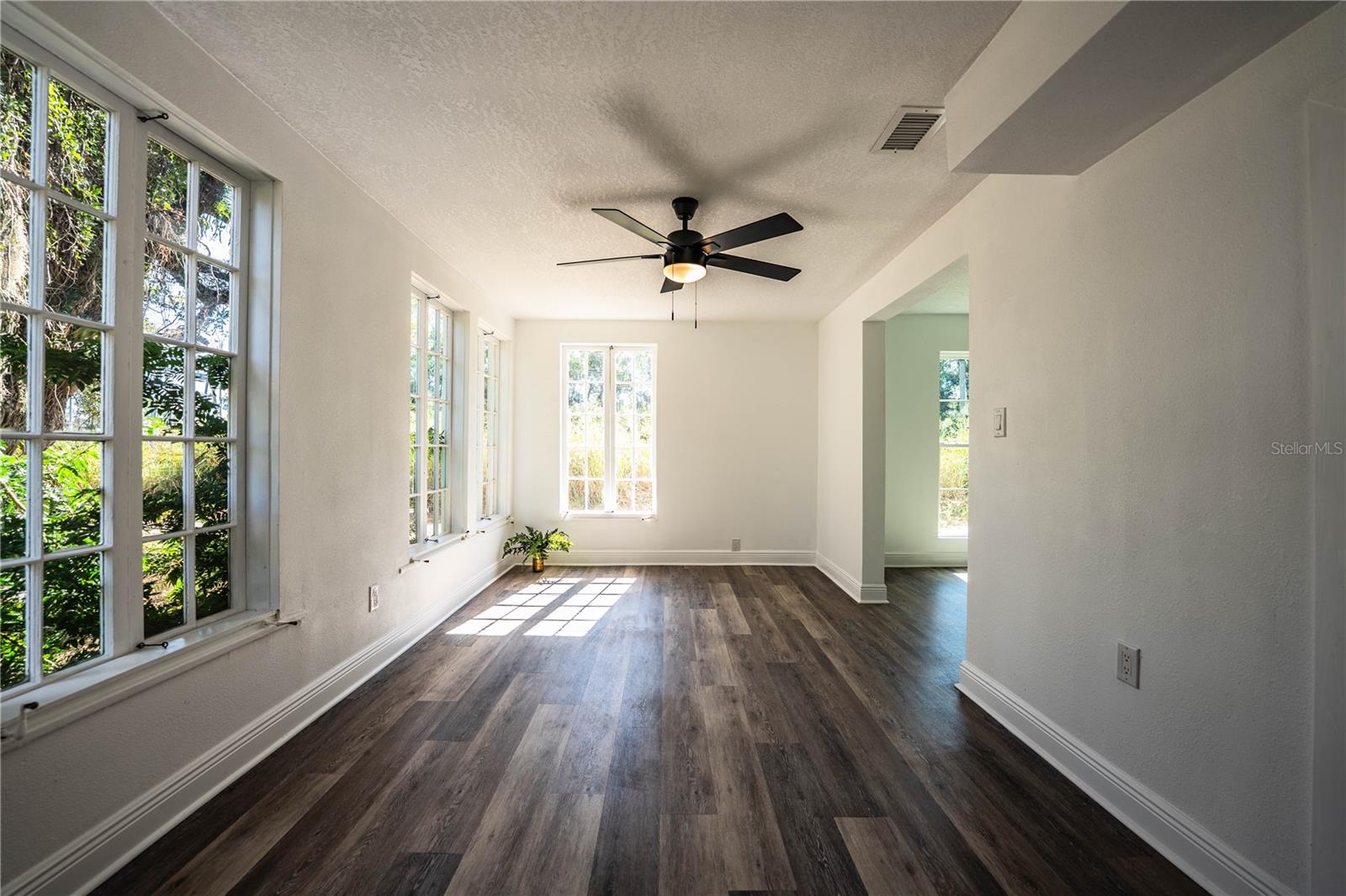 Image 26 of 83 For 3452 Old Tampa Highway