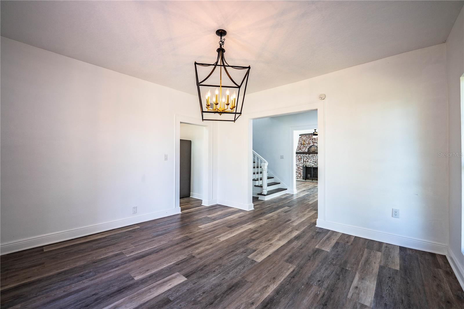 Image 30 of 83 For 3452 Old Tampa Highway