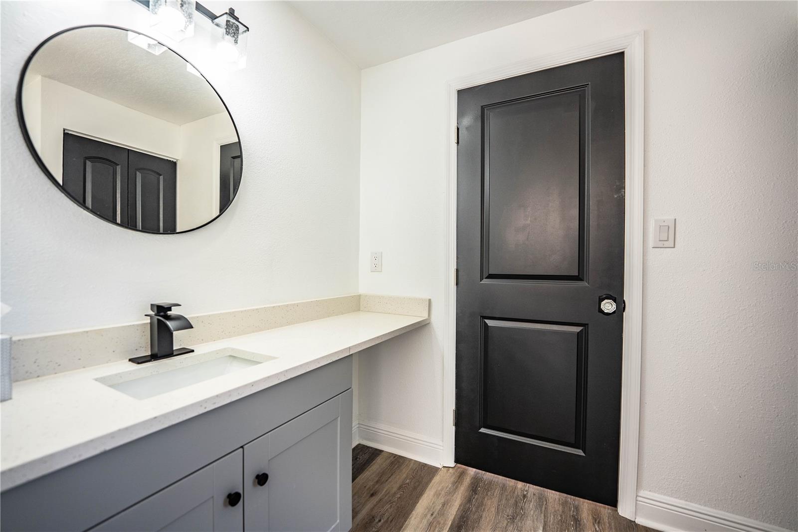 Image 37 of 83 For 3452 Old Tampa Highway