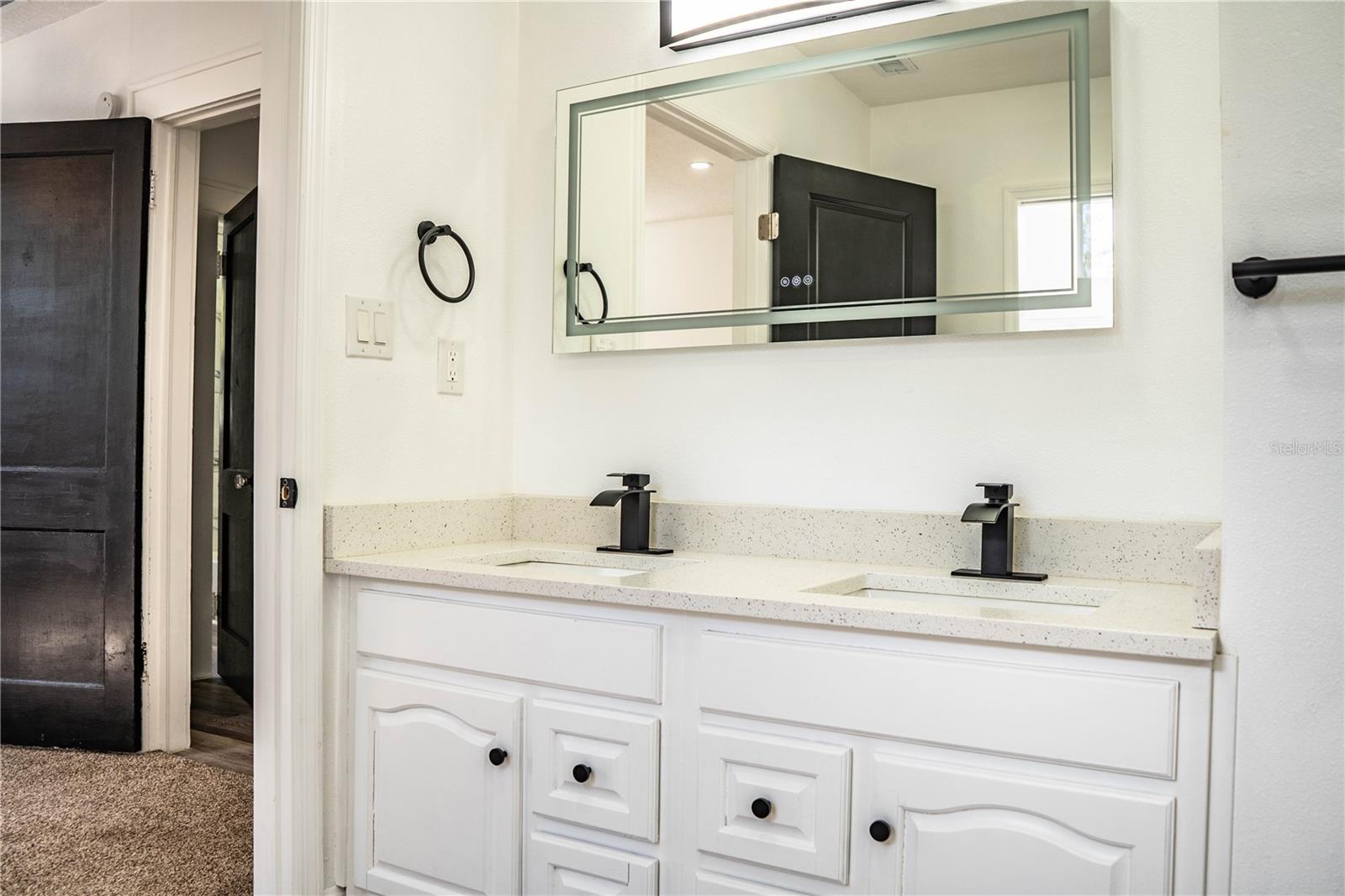 Image 41 of 83 For 3452 Old Tampa Highway