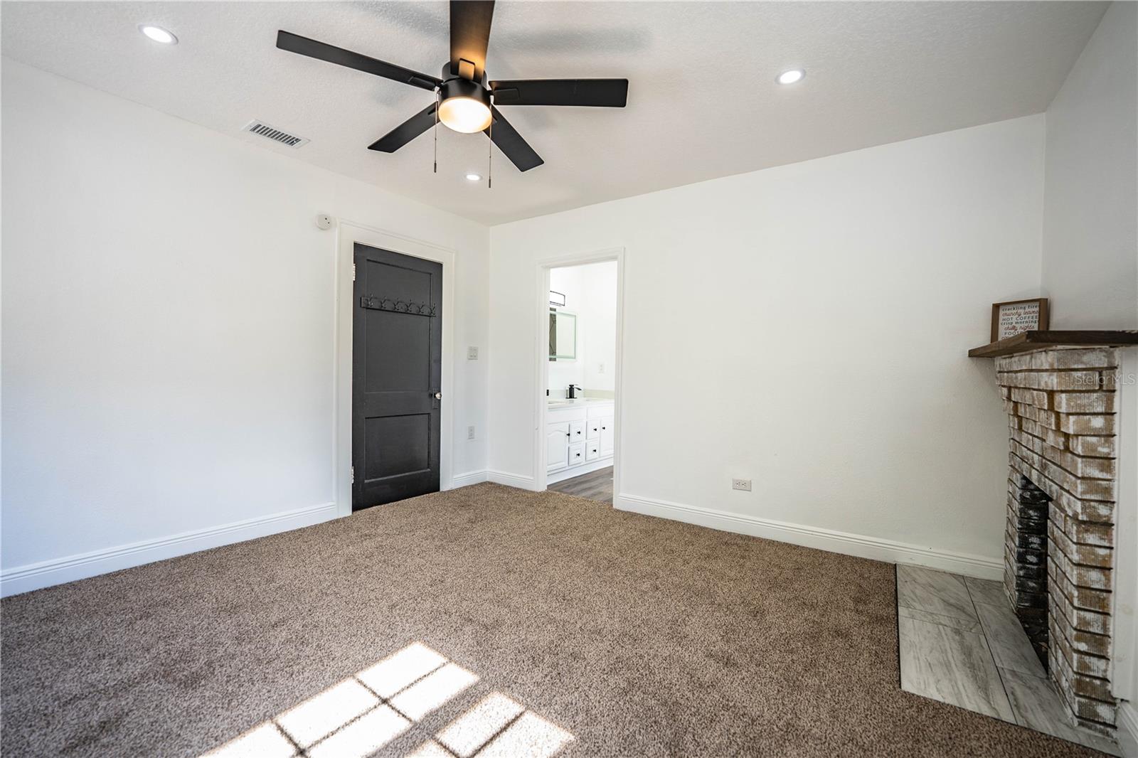 Image 48 of 83 For 3452 Old Tampa Highway