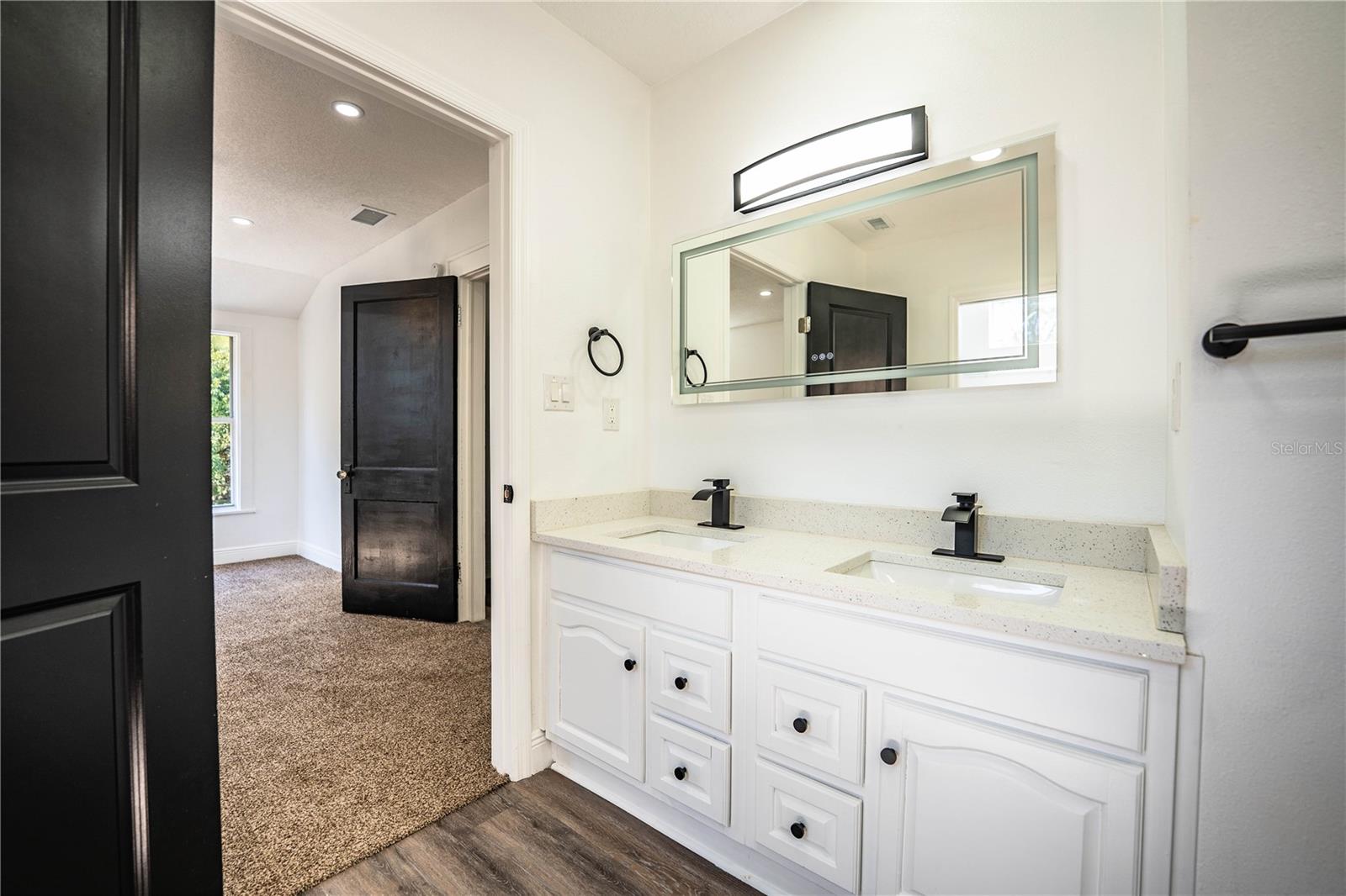 Image 52 of 83 For 3452 Old Tampa Highway