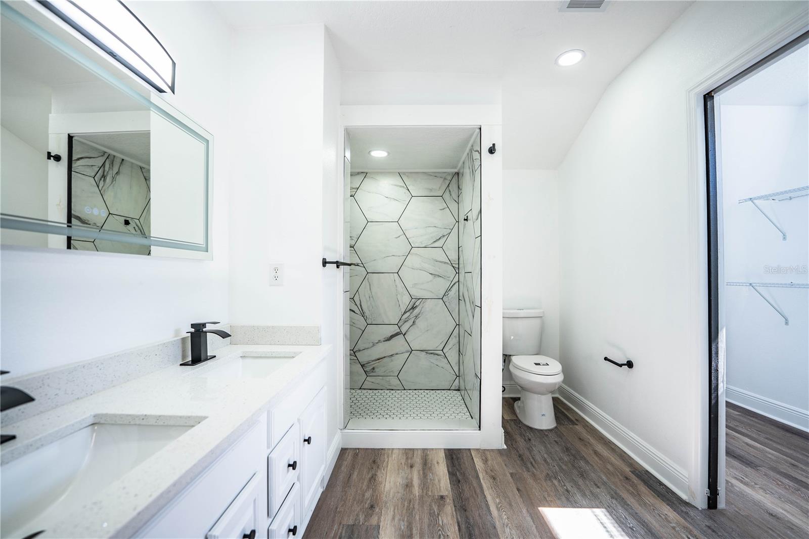 Image 54 of 83 For 3452 Old Tampa Highway