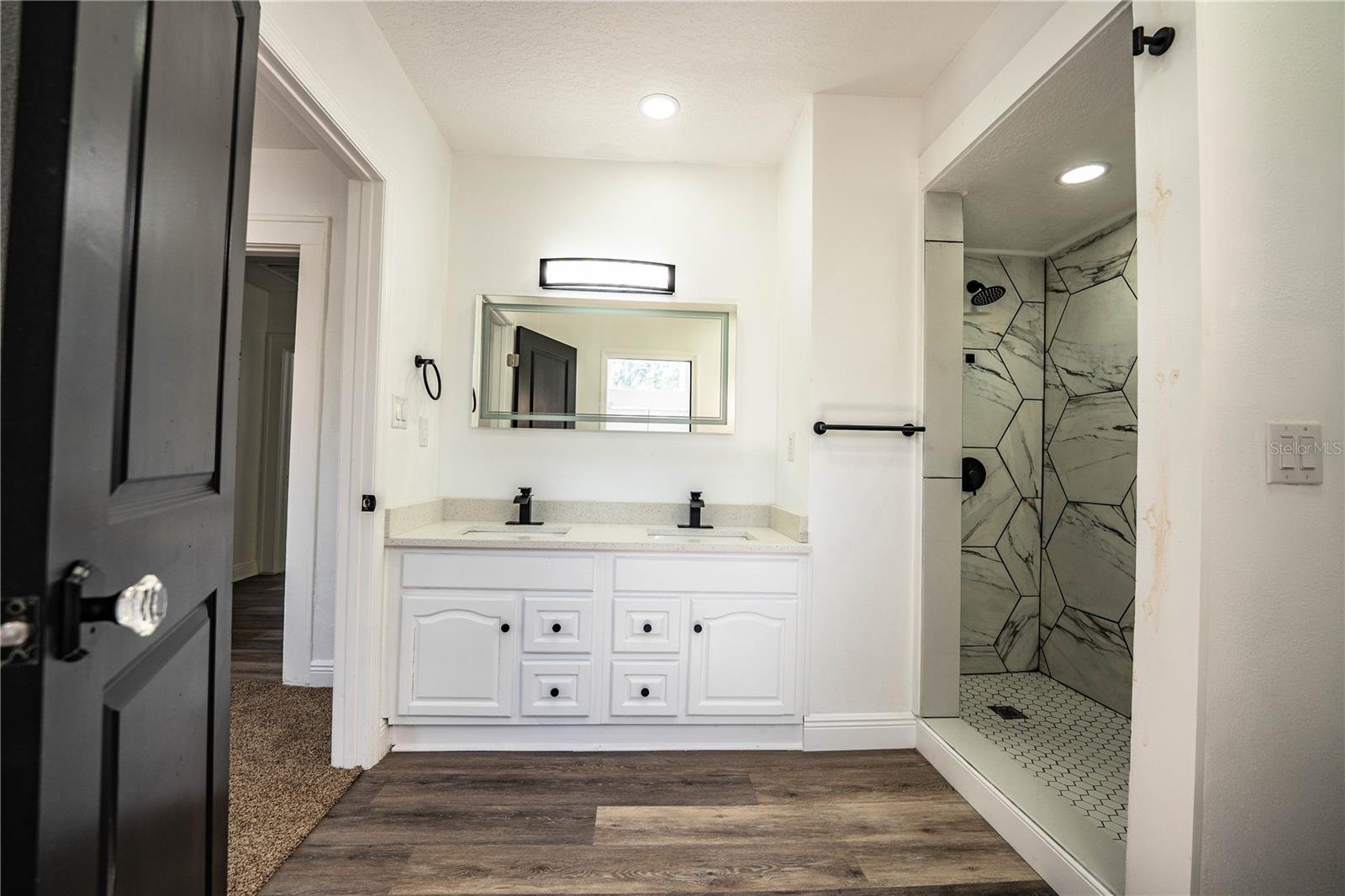 Image 56 of 83 For 3452 Old Tampa Highway