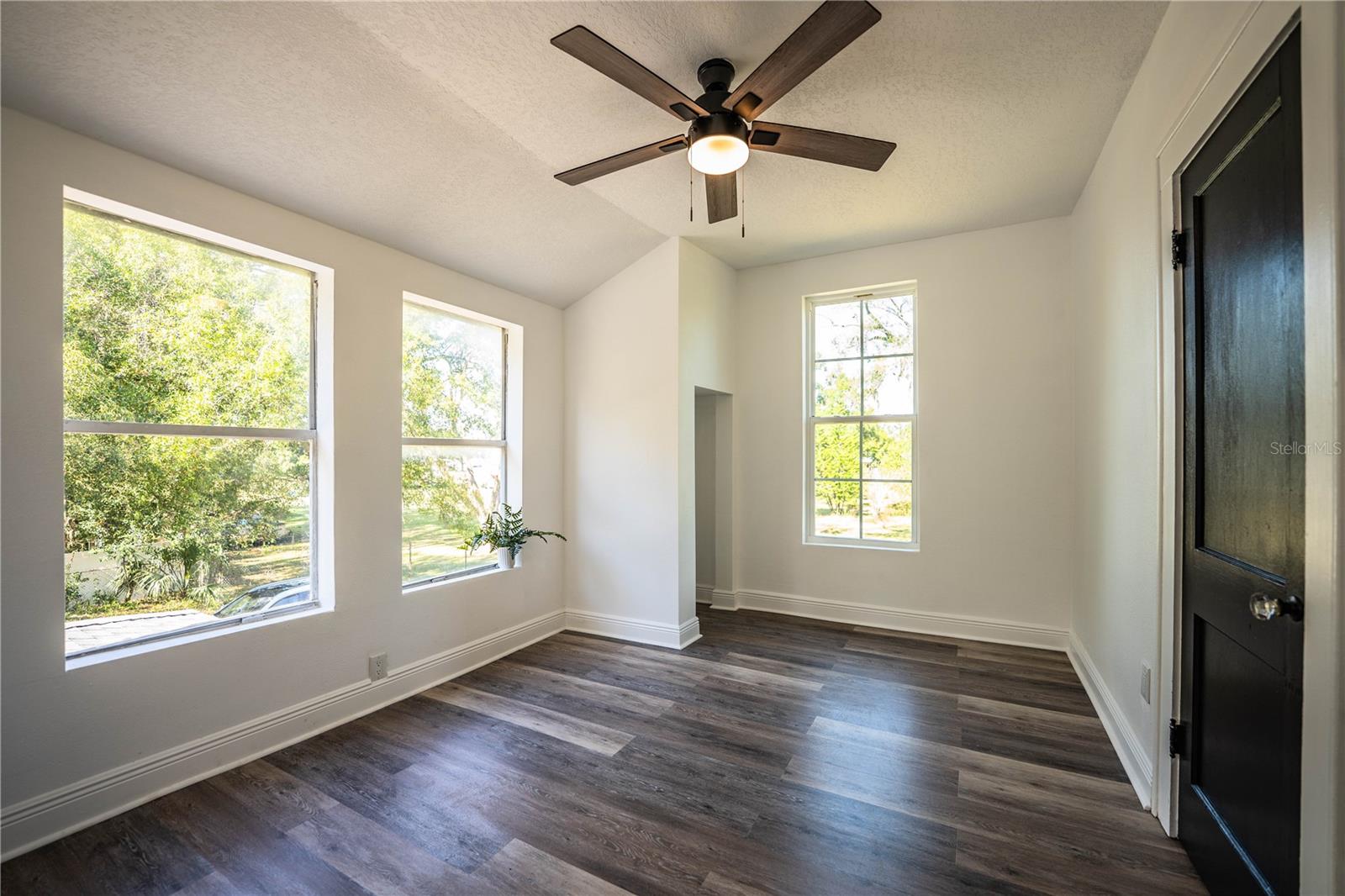 Image 63 of 83 For 3452 Old Tampa Highway