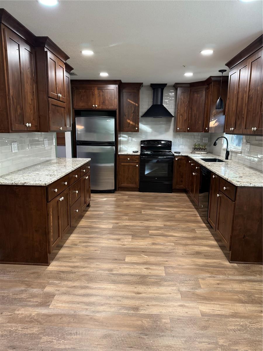 Image 5 of 6 For 2632 Handley Blvd