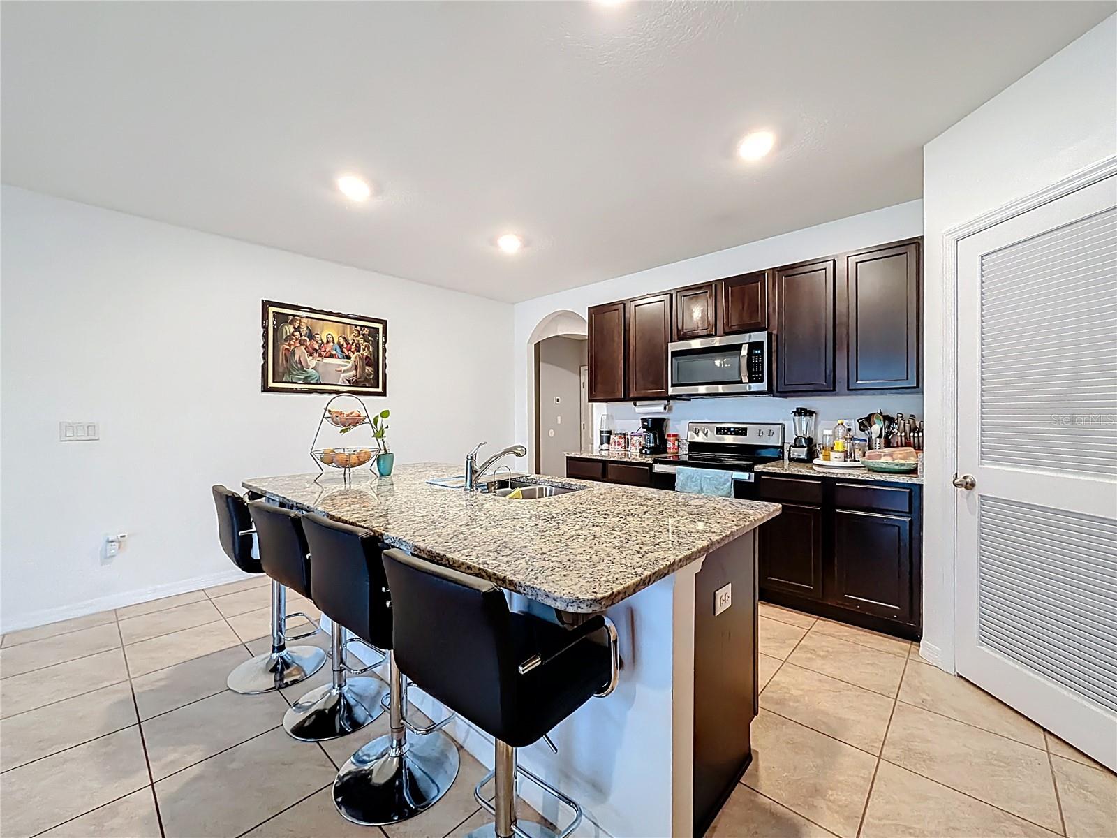 Image 13 of 49 For 2043 Blue Highland Dr