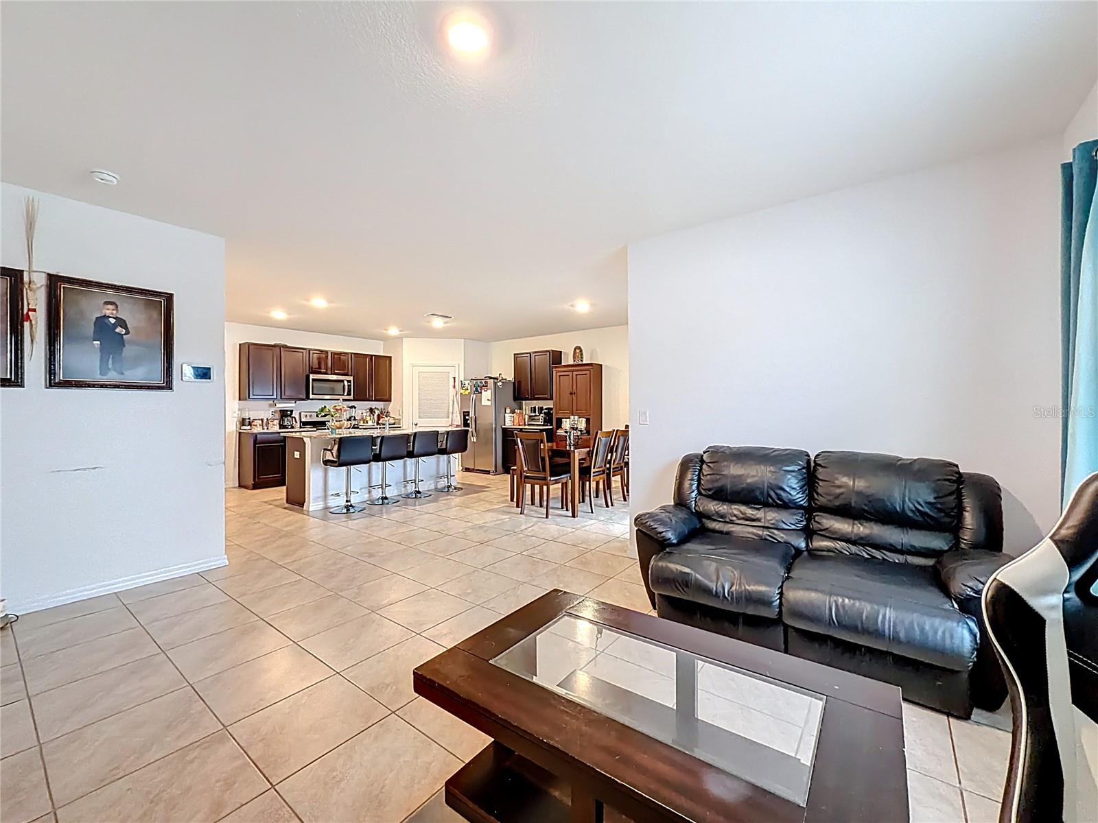 Image 19 of 49 For 2043 Blue Highland Dr