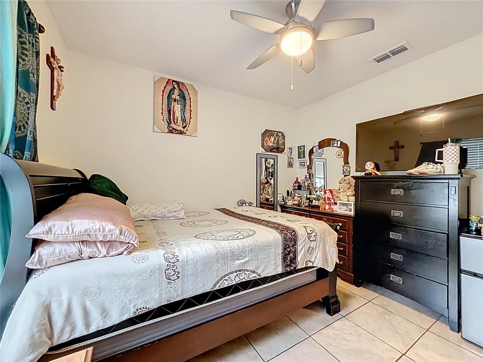 Image 34 of 49 For 2043 Blue Highland Dr