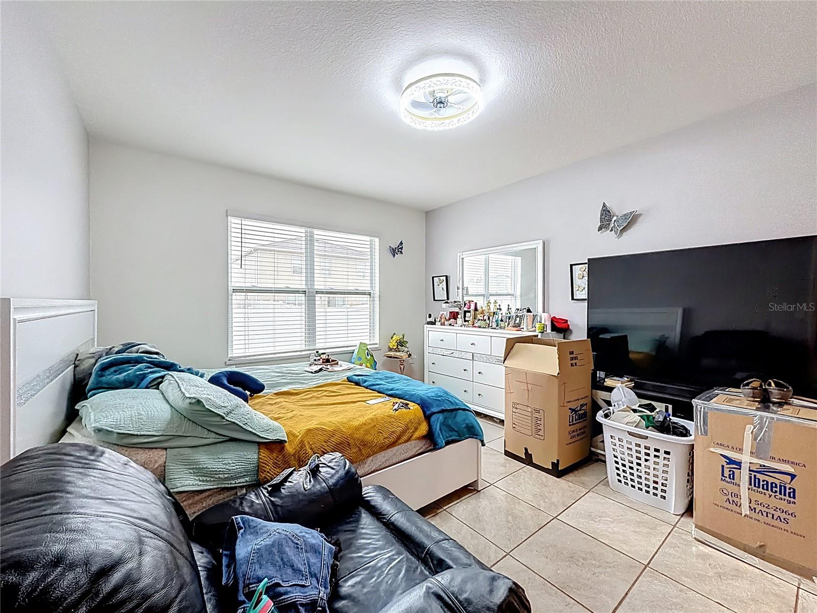 Image 37 of 49 For 2043 Blue Highland Dr