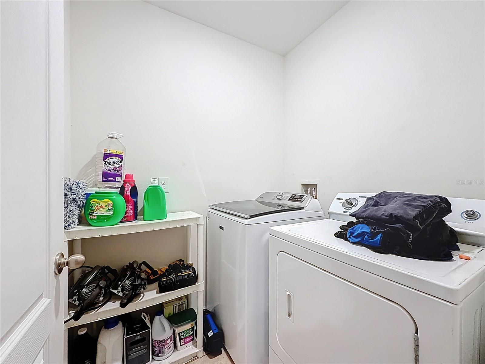 Image 38 of 49 For 2043 Blue Highland Dr