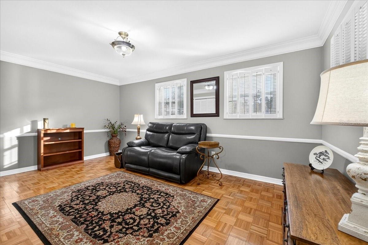 Image 27 of 56 For 1135 Mariposa Avenue