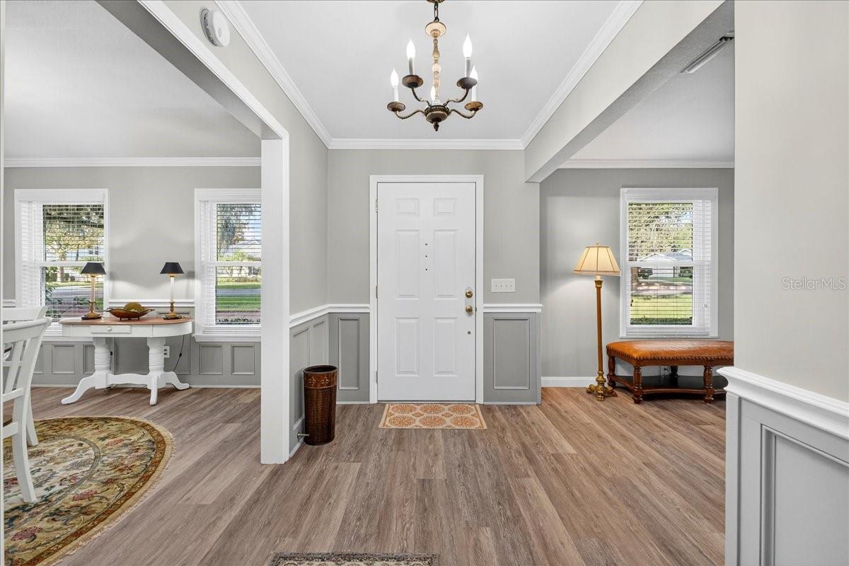 Image 3 of 56 For 1135 Mariposa Avenue