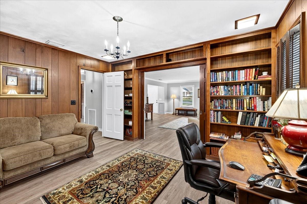 Image 39 of 56 For 1135 Mariposa Avenue