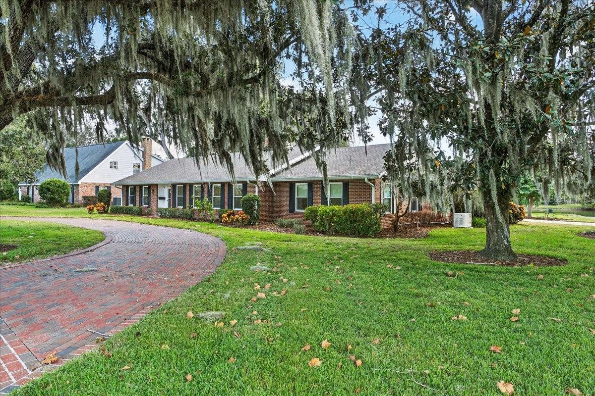 Image 52 of 56 For 1135 Mariposa Avenue