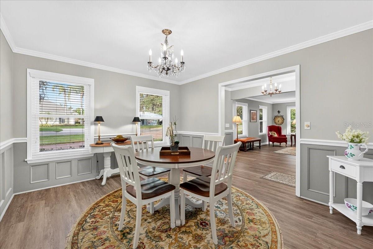 Image 9 of 56 For 1135 Mariposa Avenue