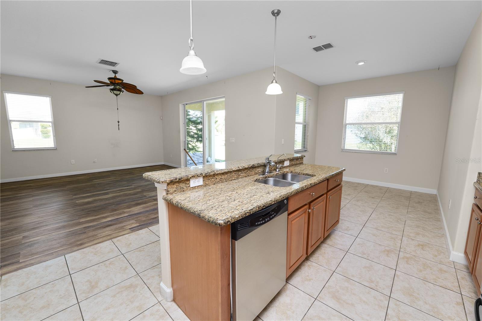 Image 17 of 50 For 3630 Prescott Loop