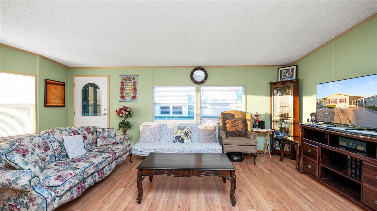 Image 18 of 47 For 5027 Forest Crest Drive