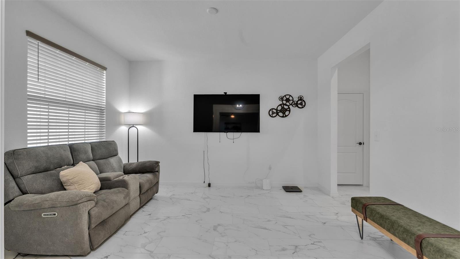 Image 12 of 62 For 1029 Bergamot Drive