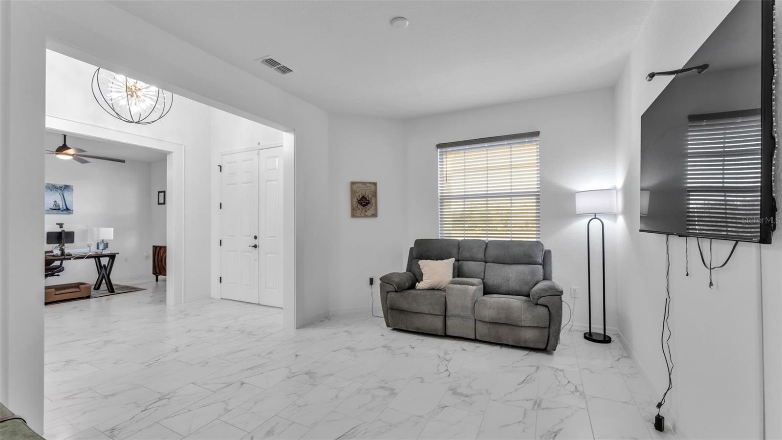 Image 14 of 62 For 1029 Bergamot Drive