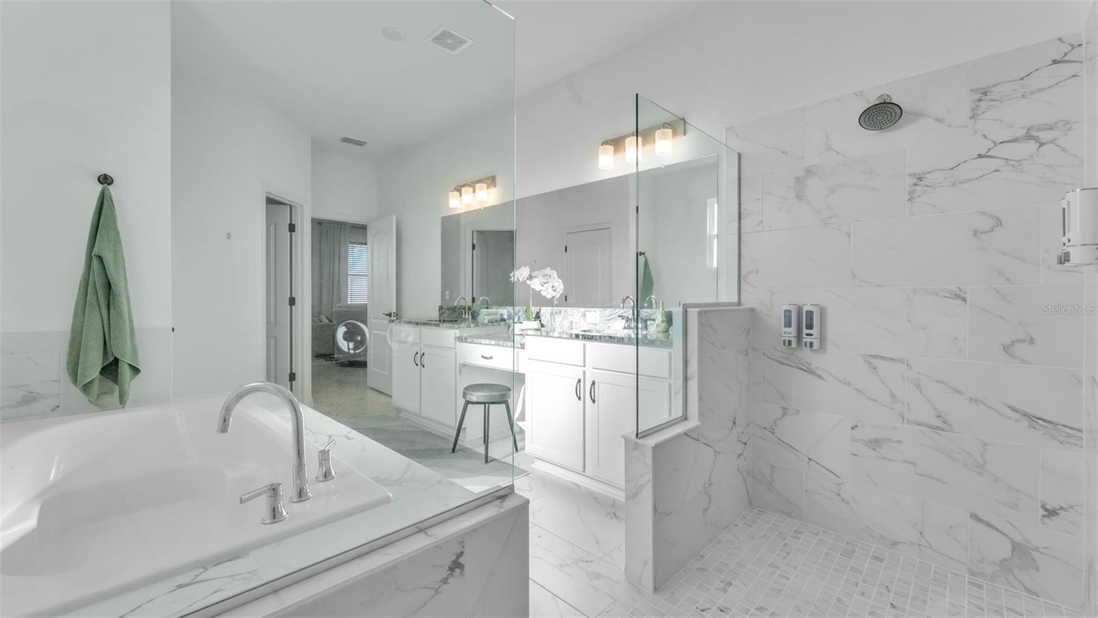 Image 34 of 62 For 1029 Bergamot Drive