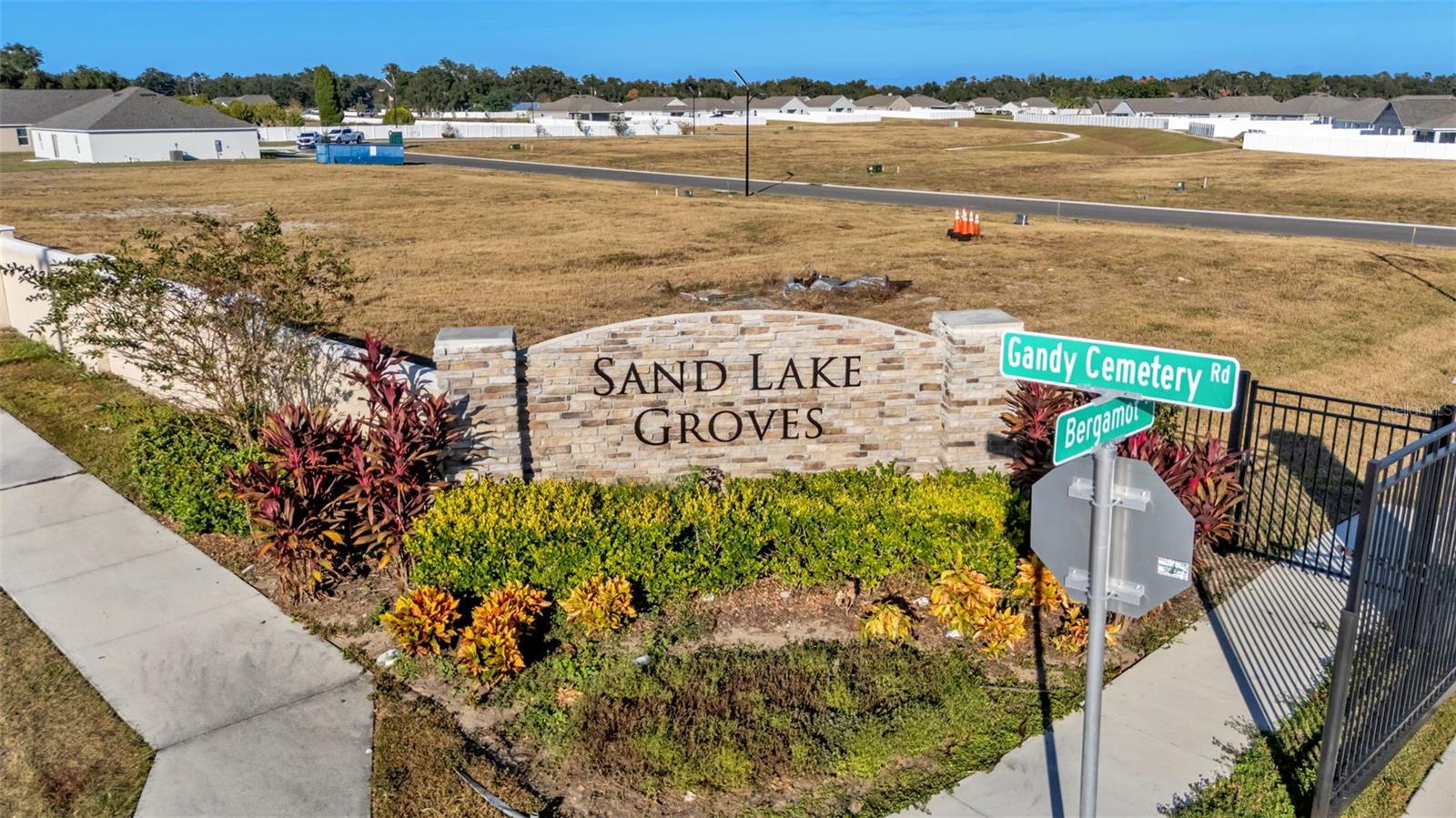 Image 4 of 62 For 1029 Bergamot Drive