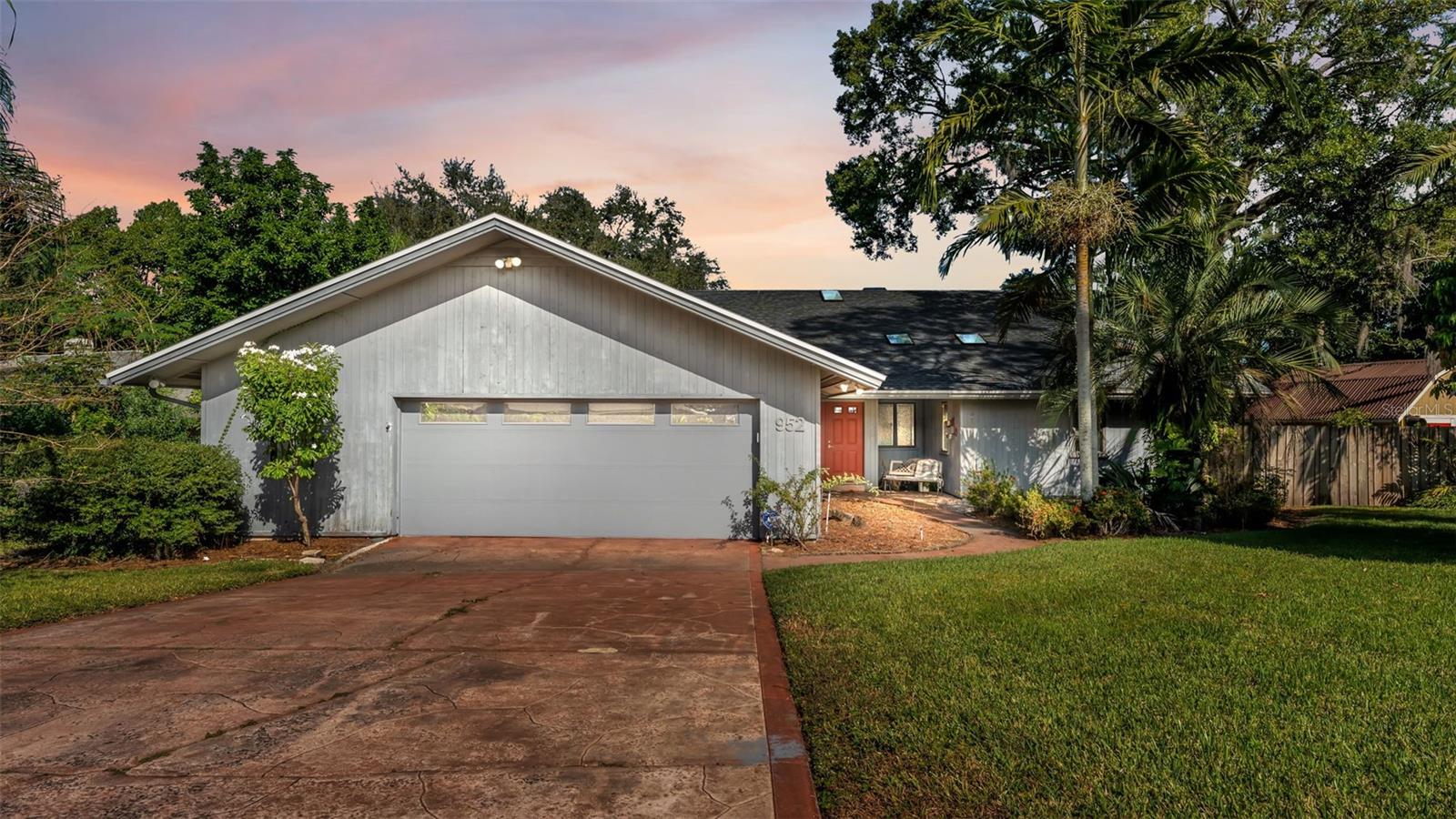 Details for 952 Heron Circle, WINTER HAVEN, FL 33884