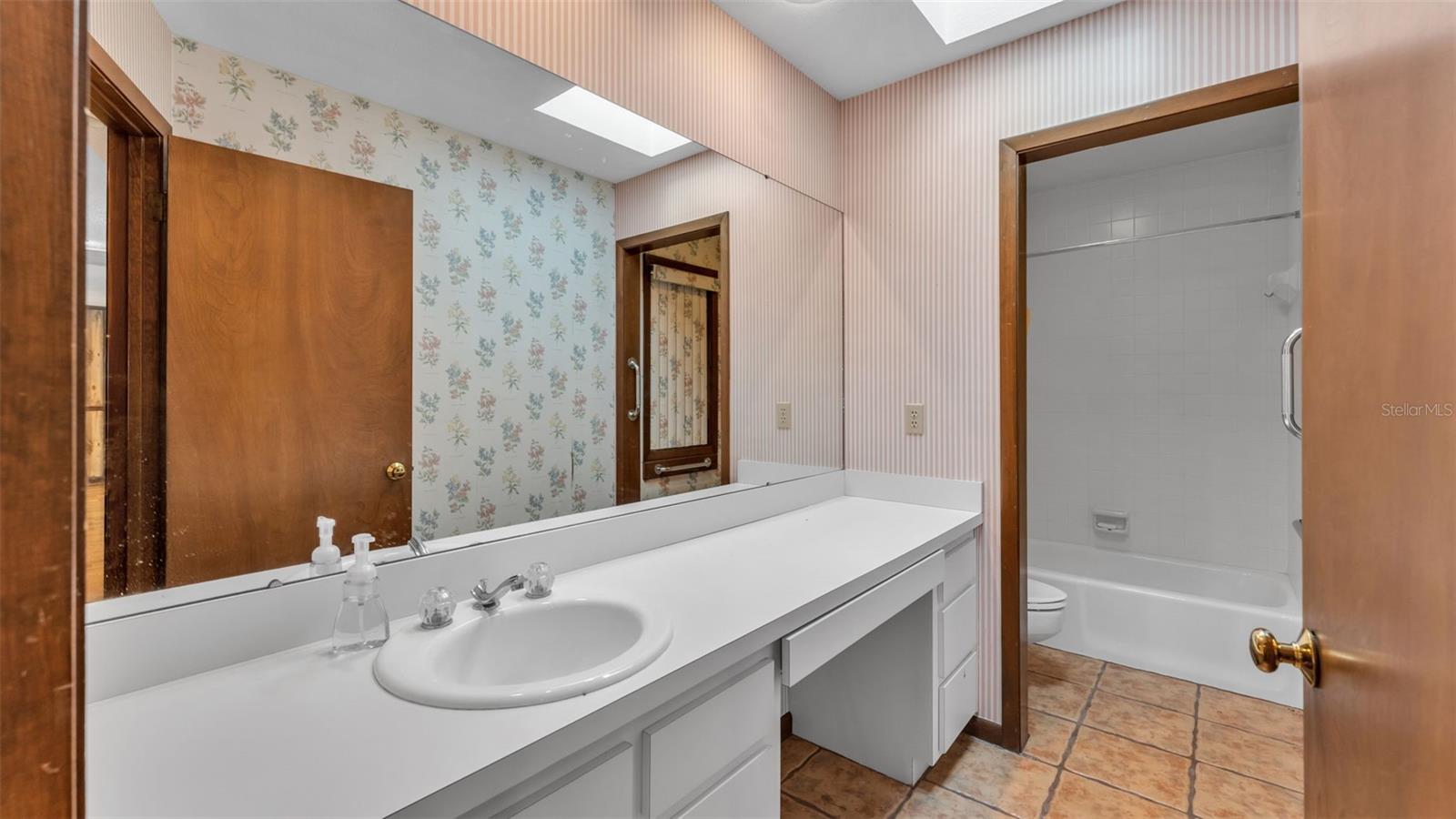 Image 29 of 62 For 952 Heron Circle