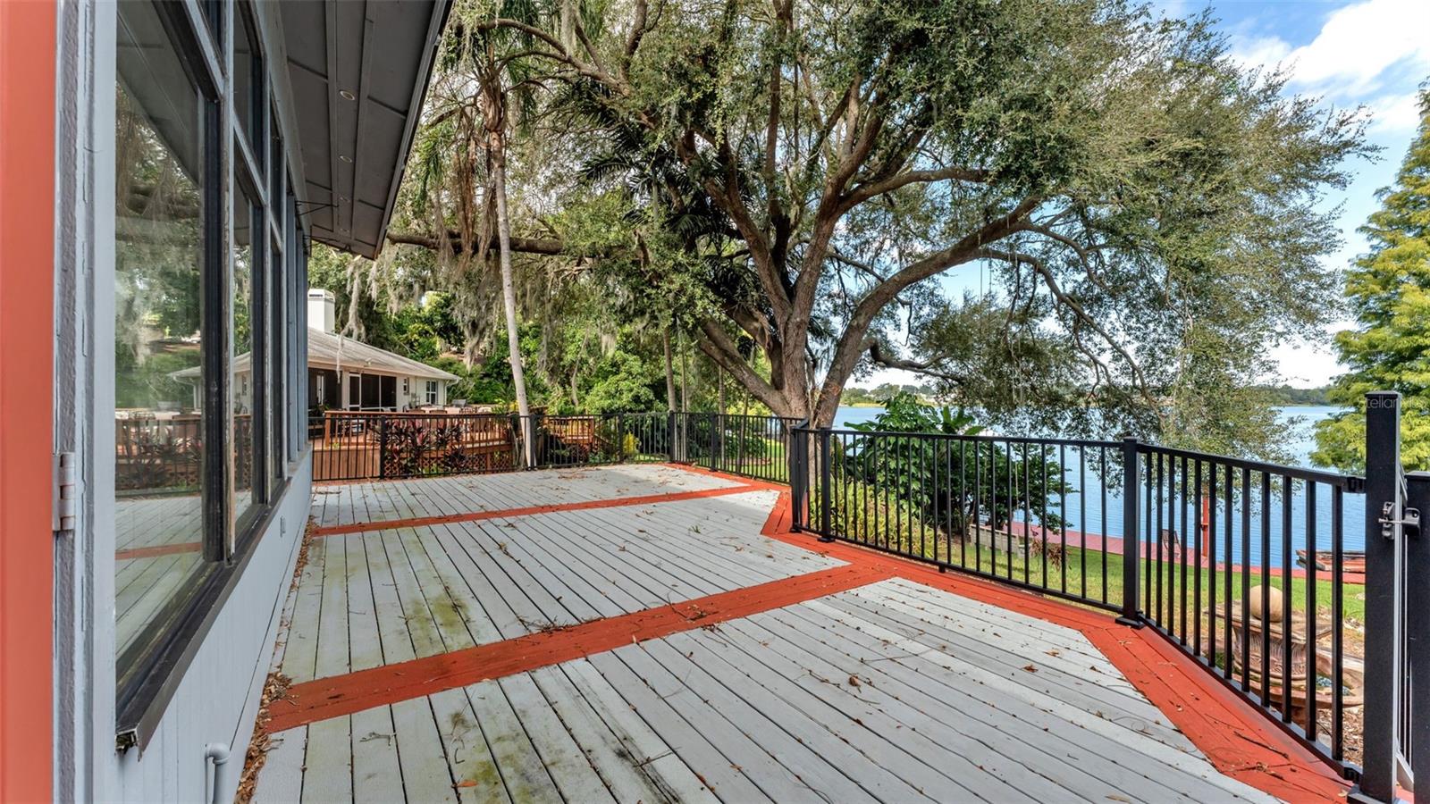 Image 45 of 62 For 952 Heron Circle