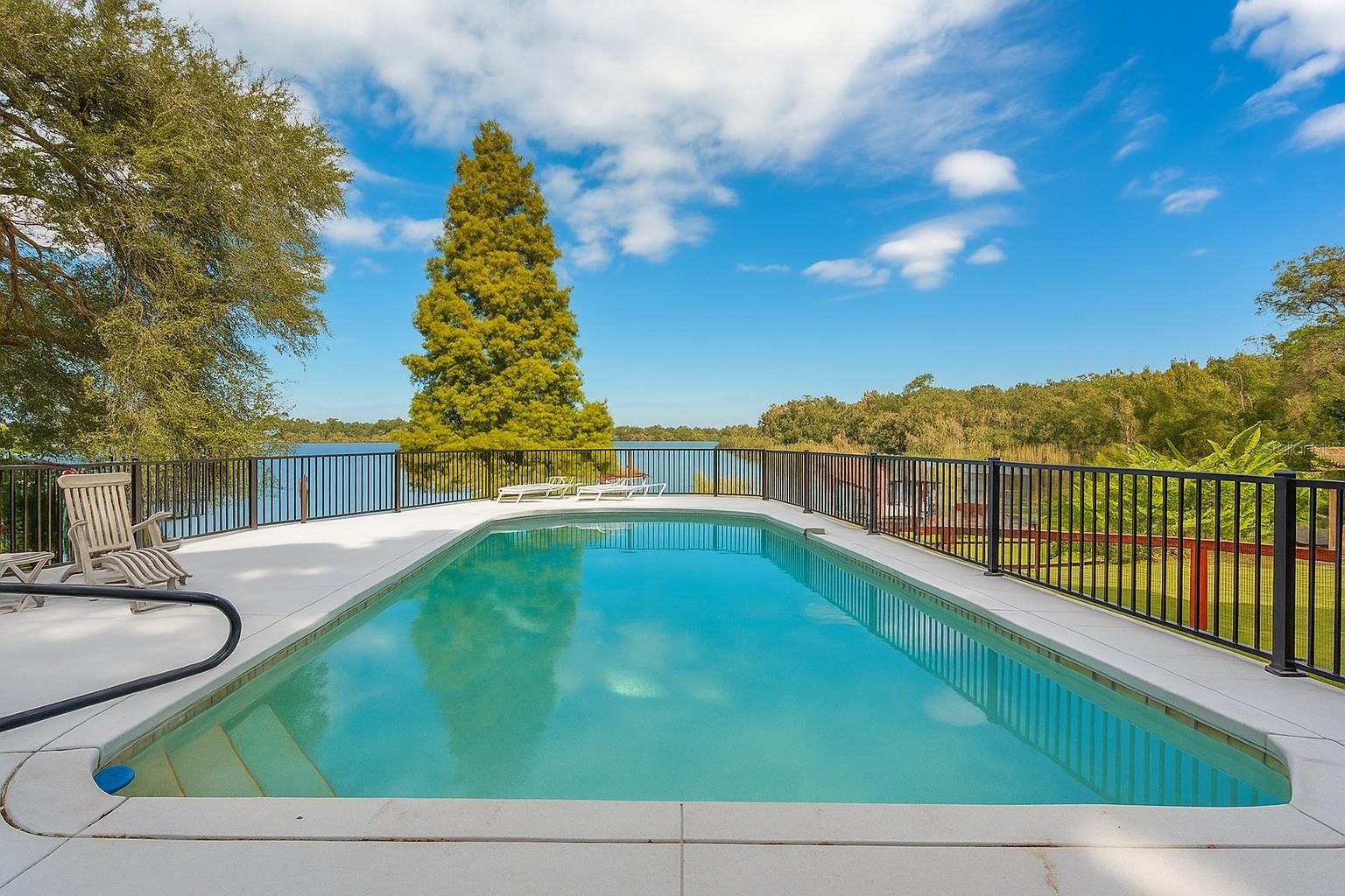 Image 51 of 62 For 952 Heron Circle