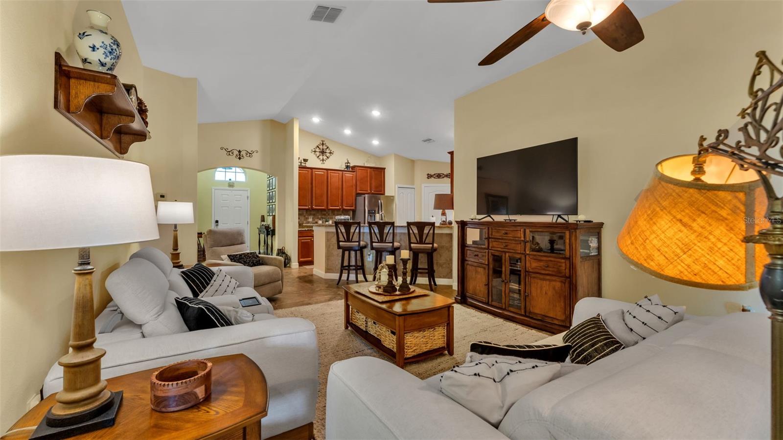 Image 34 of 80 For 4016 Carteret Drive