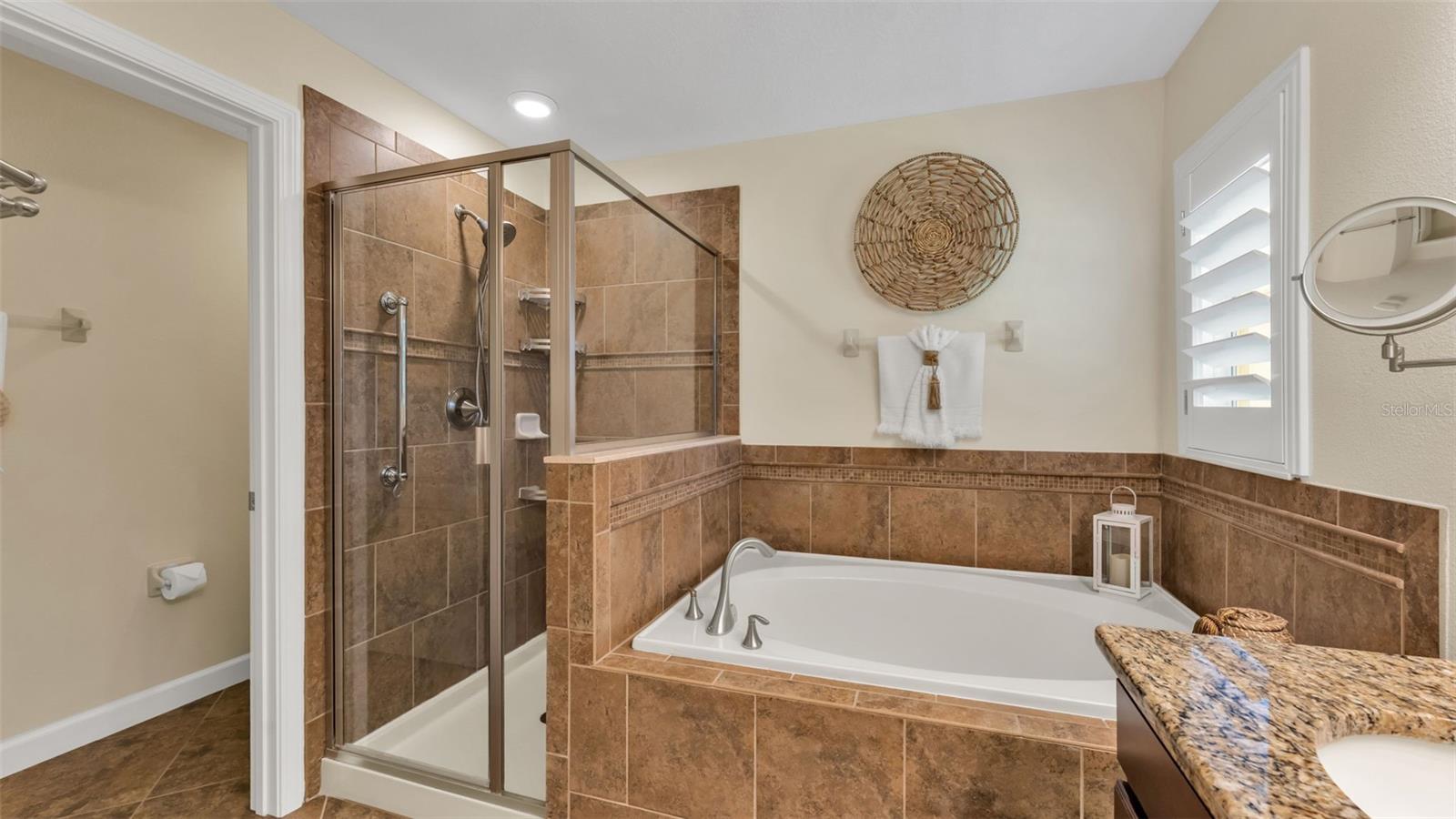 Image 41 of 80 For 4016 Carteret Drive