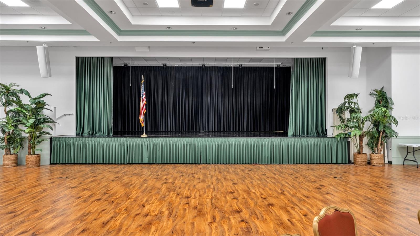 Image 78 of 80 For 4016 Carteret Drive