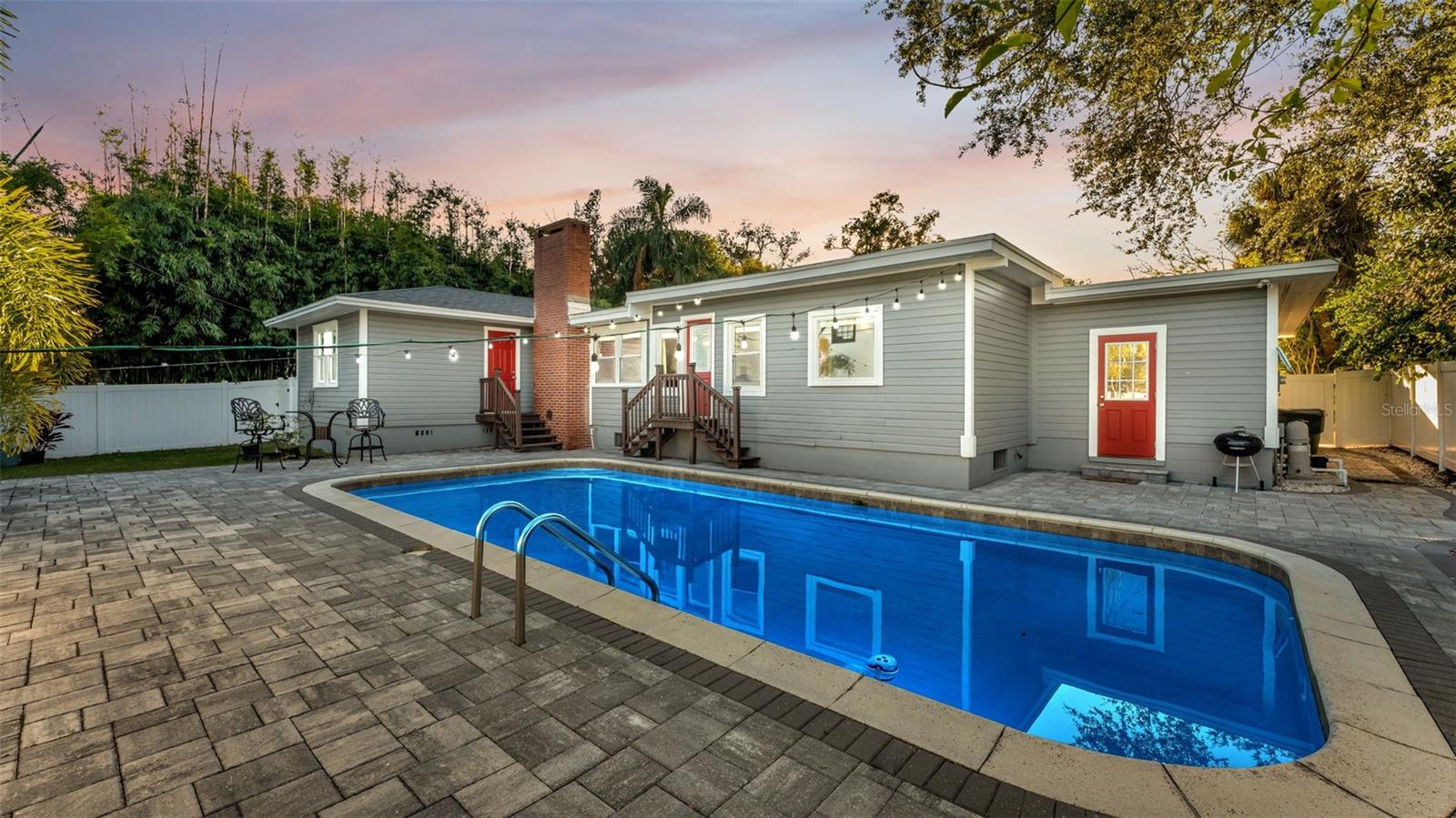 Image 38 of 47 For 2422 Coventry Ave