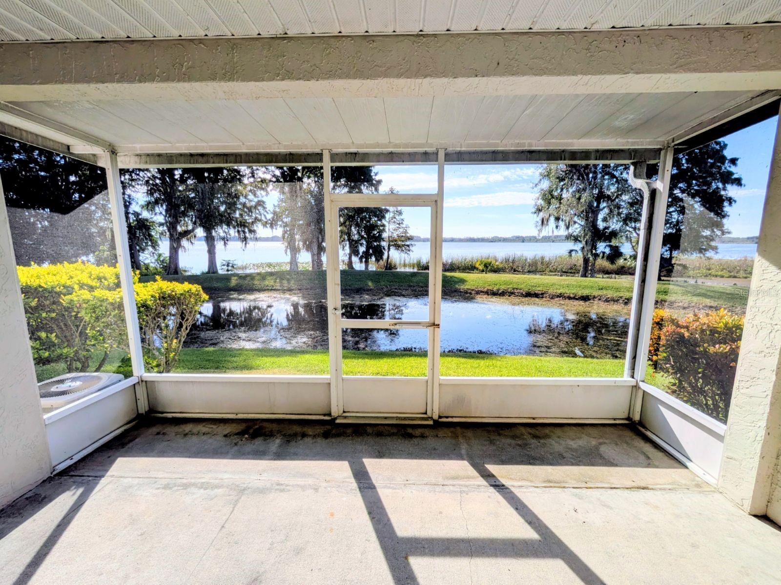 Image 11 of 12 For 2376 Isle Royale Court Se