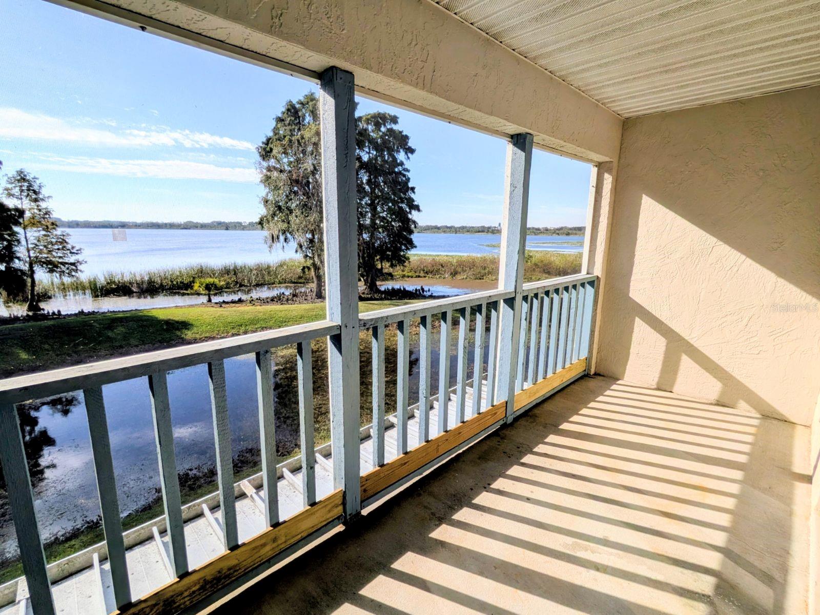 Image 2 of 12 For 2376 Isle Royale Court Se