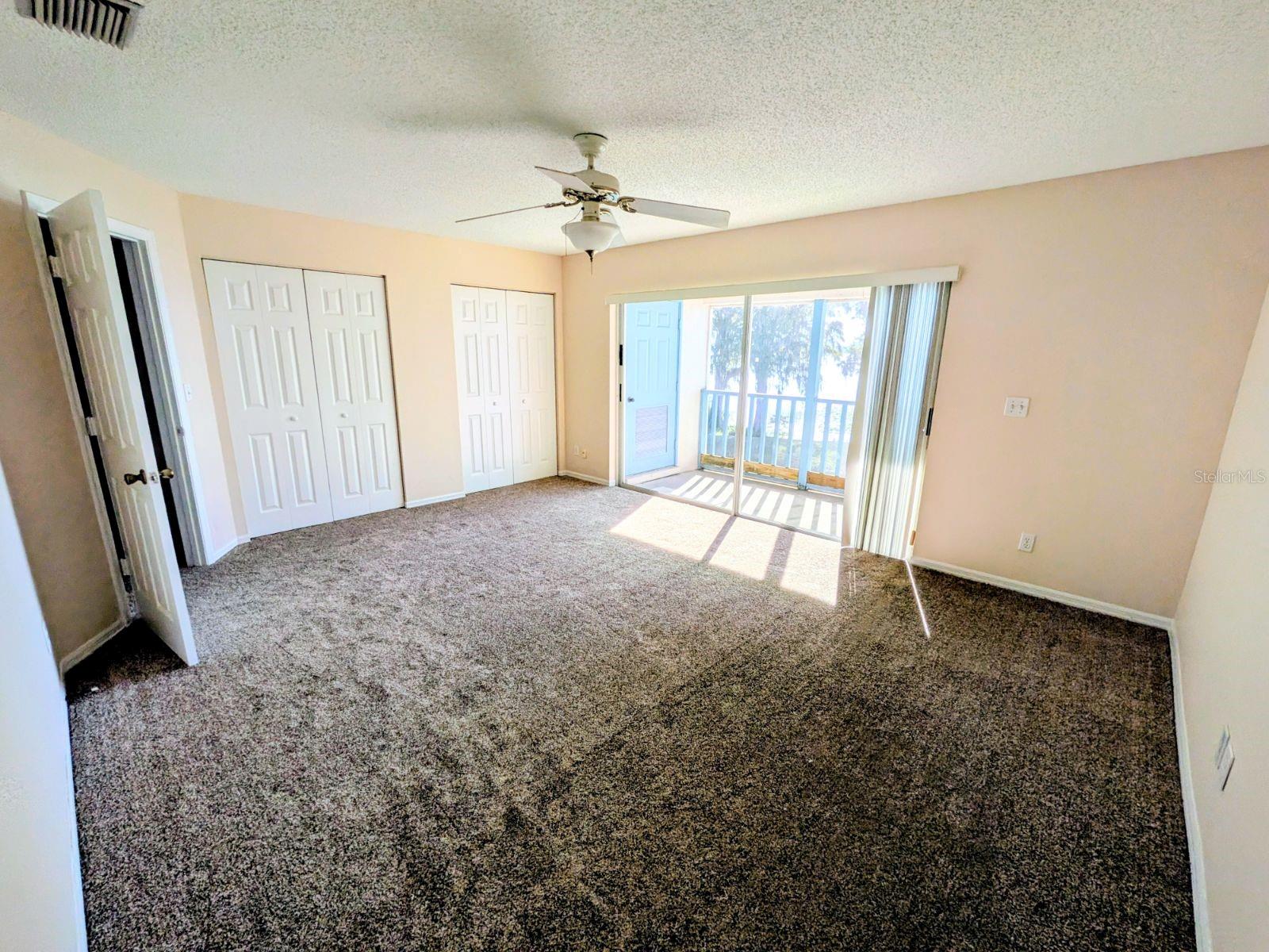 Image 6 of 12 For 2376 Isle Royale Court Se